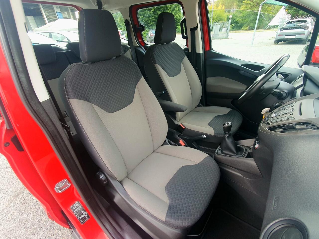 Ford Tourneo Courier Tourneo Courier 1.5 TDCI 75 CV SPORT