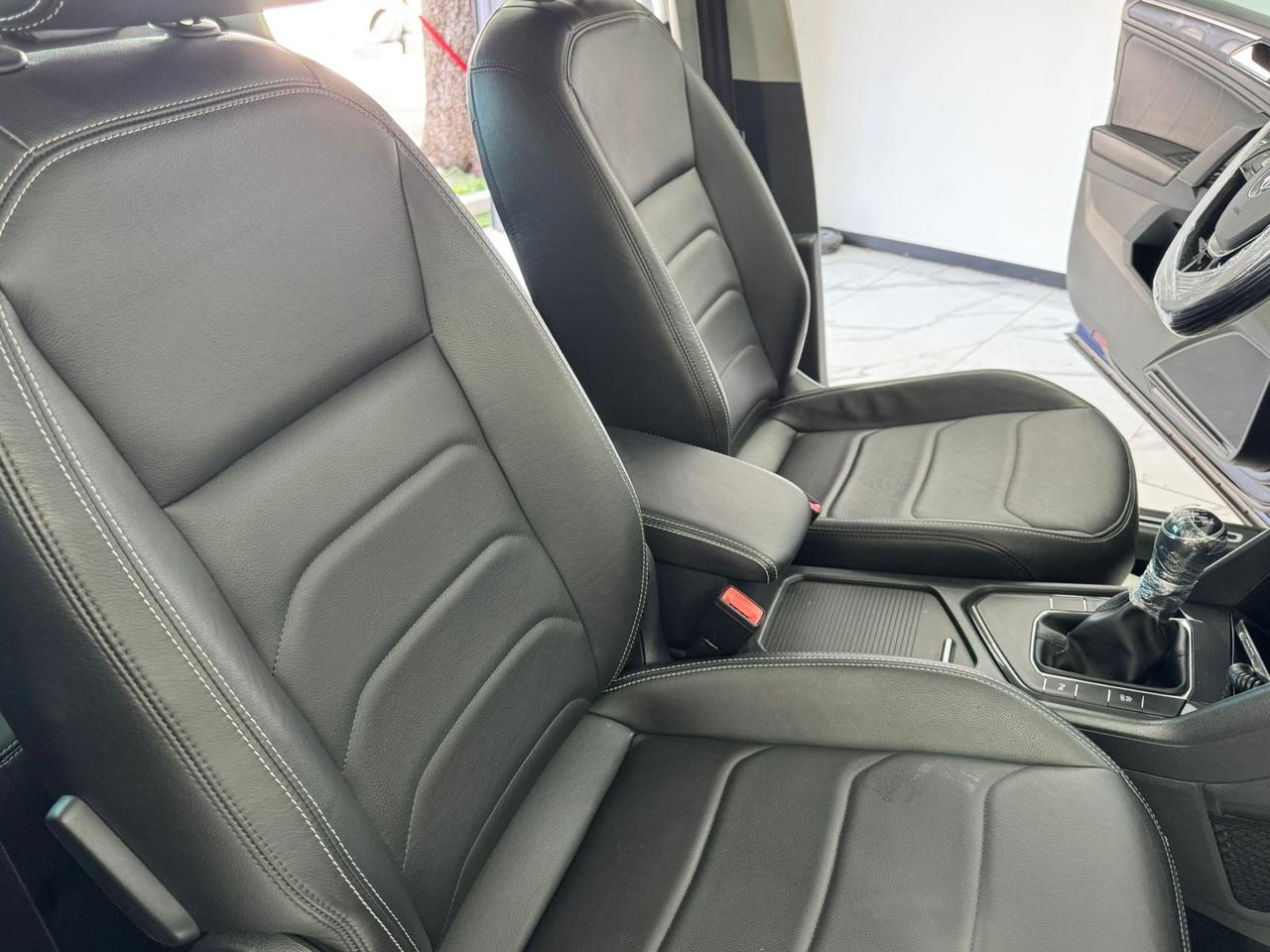 Volkswagen Tiguan 1.6 TDI -CARPLAY-GARANTITA-2017