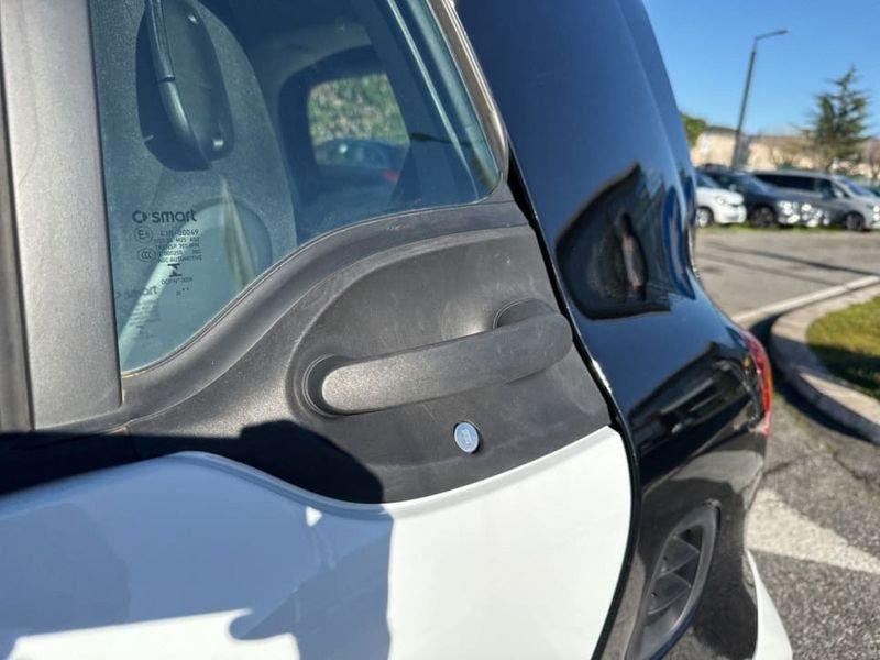 smart fortwo EQ PURE 4,6KW