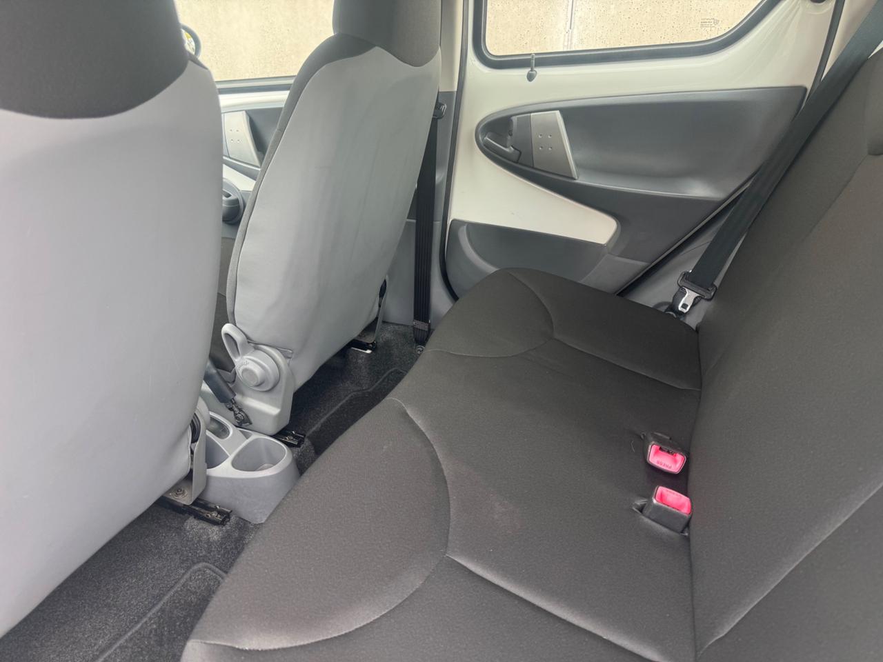 Toyota Aygo 1.0 12V VVT-i 5 porte Sol Connect OK NEOP