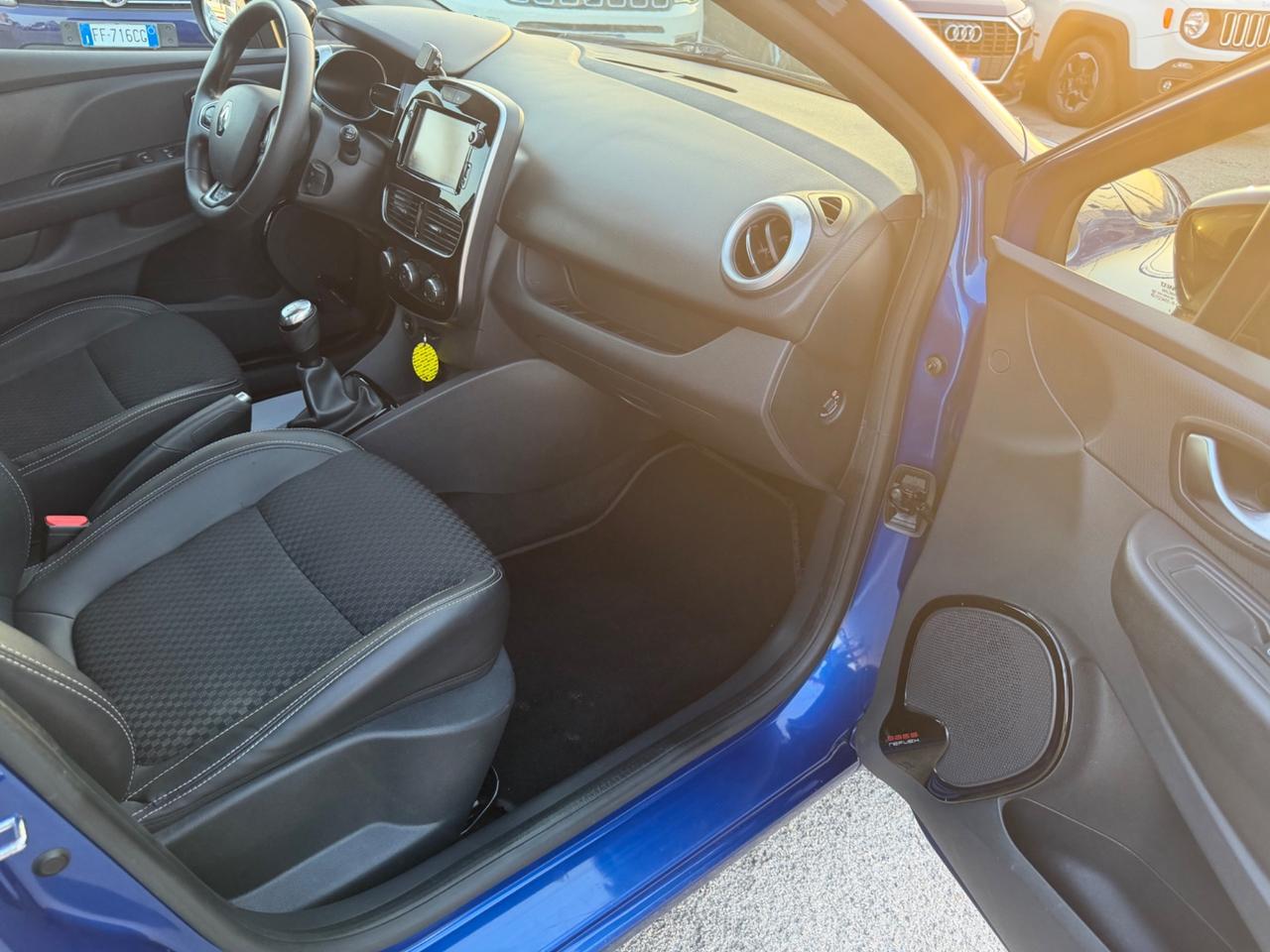 RENAULT CLIO 0.9 TCe 90 CV DUEL FUL LED PELLE MY18