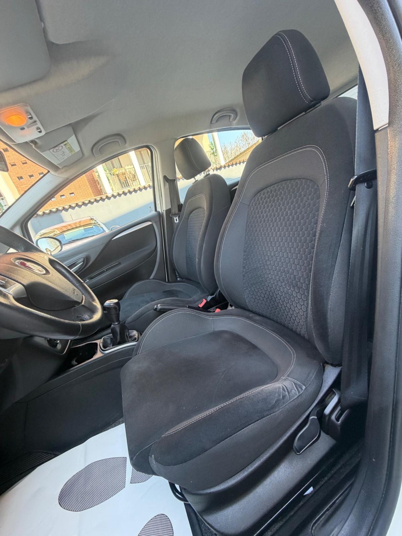 Fiat Punto 1.3 MJT II S&S 95 CV 5 porte Street