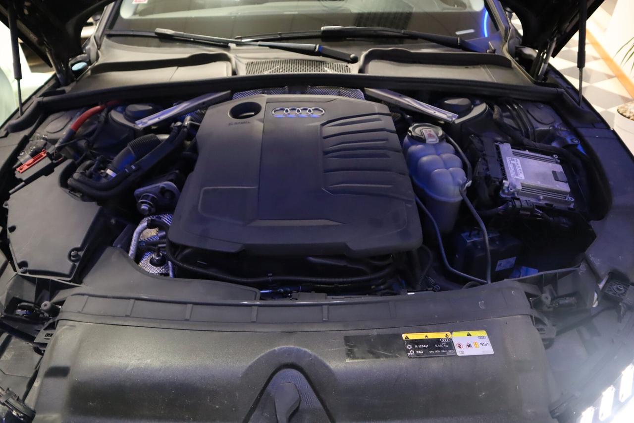 Audi A4 Avant 30 TDI/136 CV S tronic