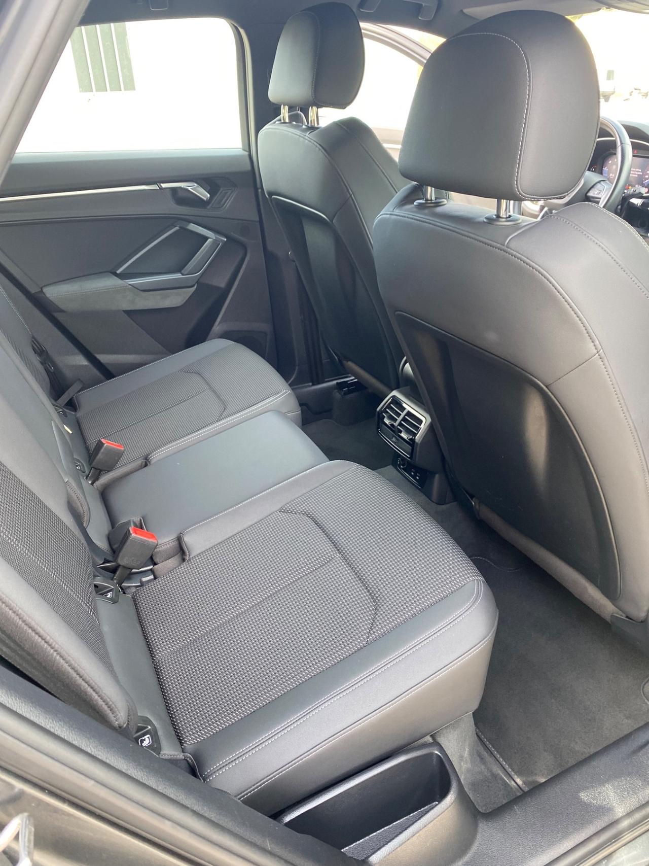 Audi Q3 SPB 35 TDI quattro S line edition