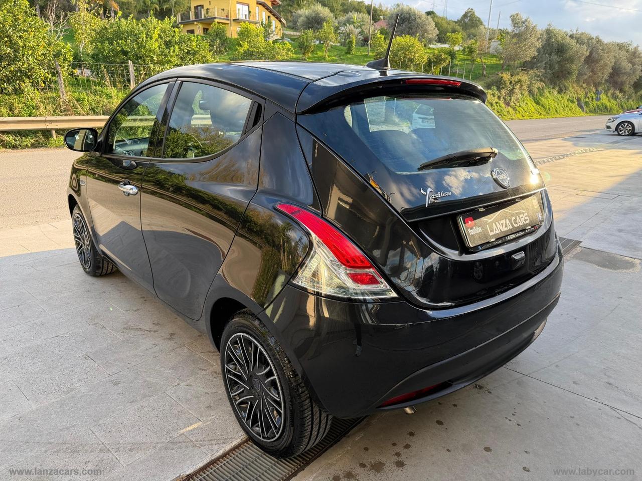 LANCIA Ypsilon 1.0 FireFly 5p.S&S Hybryd Gold