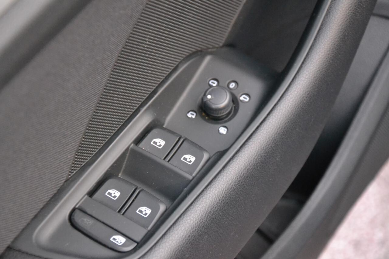 Audi A3 2.0 TDI SPB AUT.+NAVI+FULL LED+PDC+CRUISE+PRIVACY