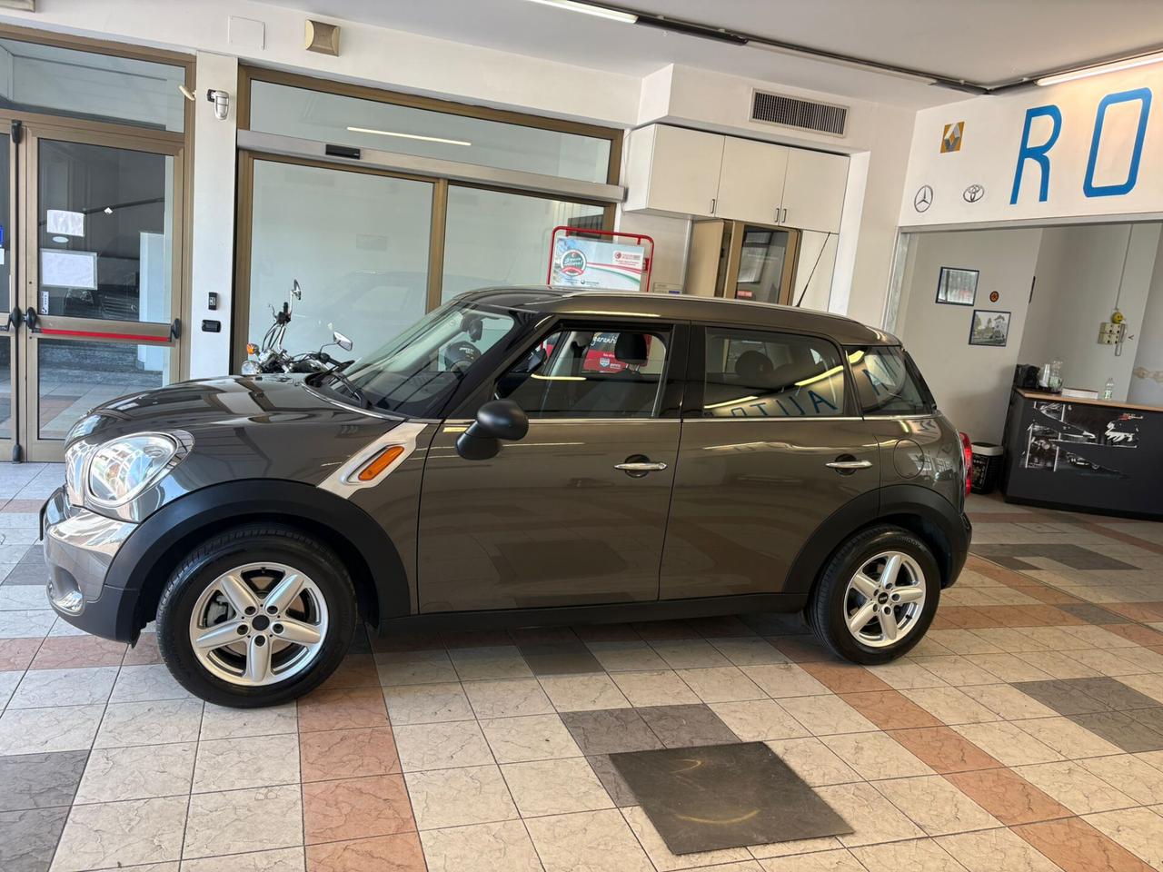 Mini One Countryman 1.6 Cooper