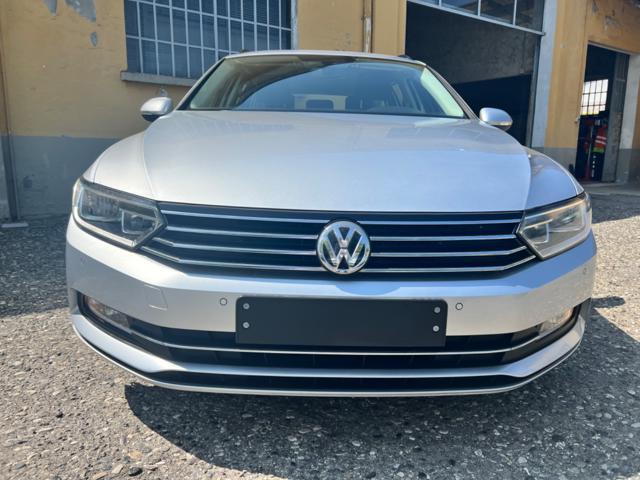 VOLKSWAGEN Passat Variant 1.6 TDI SCR DSG Business BMT