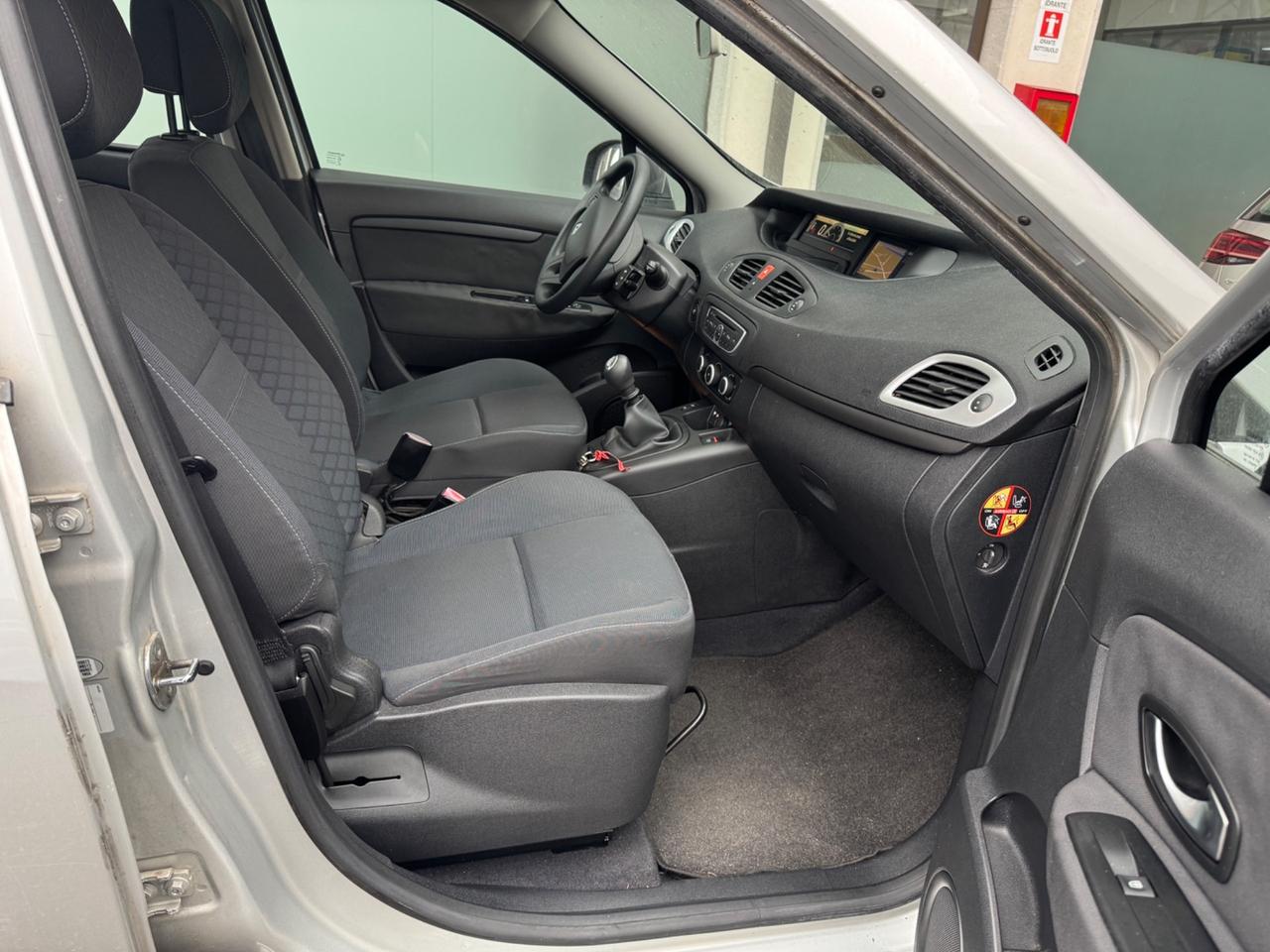 Renault Scenic X-Mod 1.5 dCi 105CV