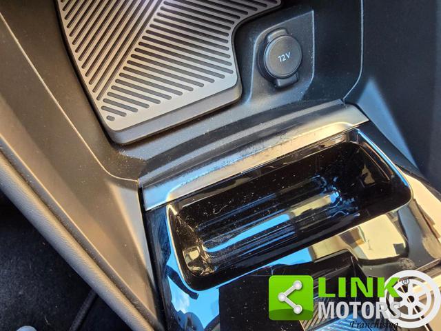 CITROEN C4 1.5 BlueHDi 130 SeS EAT8 Shine