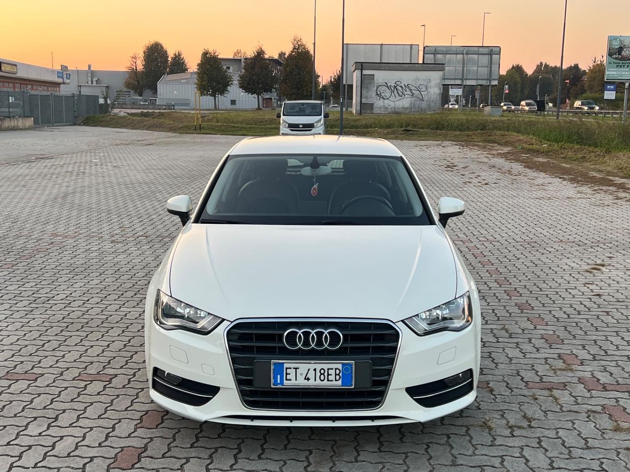 Audi A3 SPB 1.6 TDI Ambiente