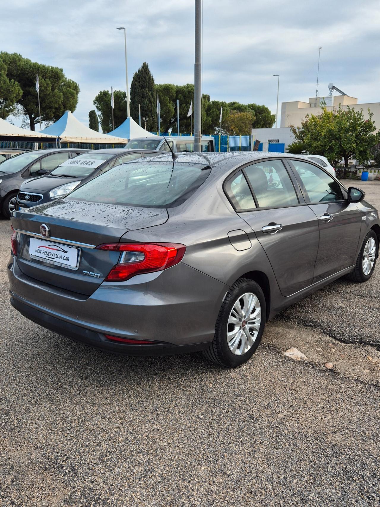Fiat Tipo Lounge 1.4 gpl
