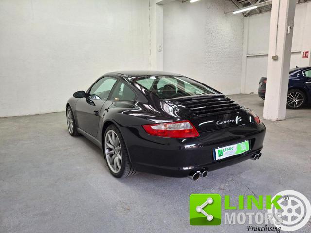 PORSCHE 911 997 Carrera 4S Coupé