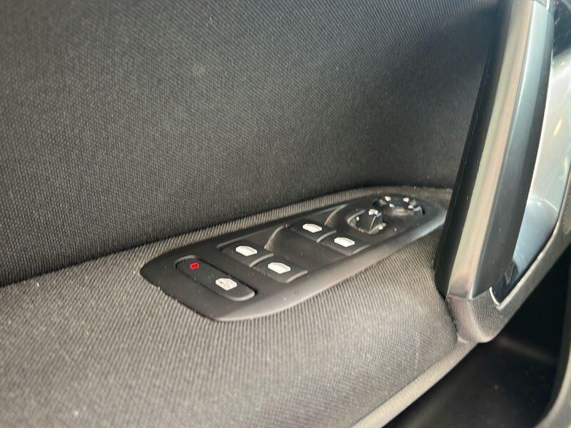 Peugeot 308 Business BlueHDi 130cv S&S