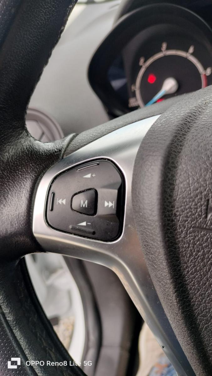 FORD Transit Courier 1.5 tdci 75cv Entry E6 1.5 tdci 75cv Entry E6