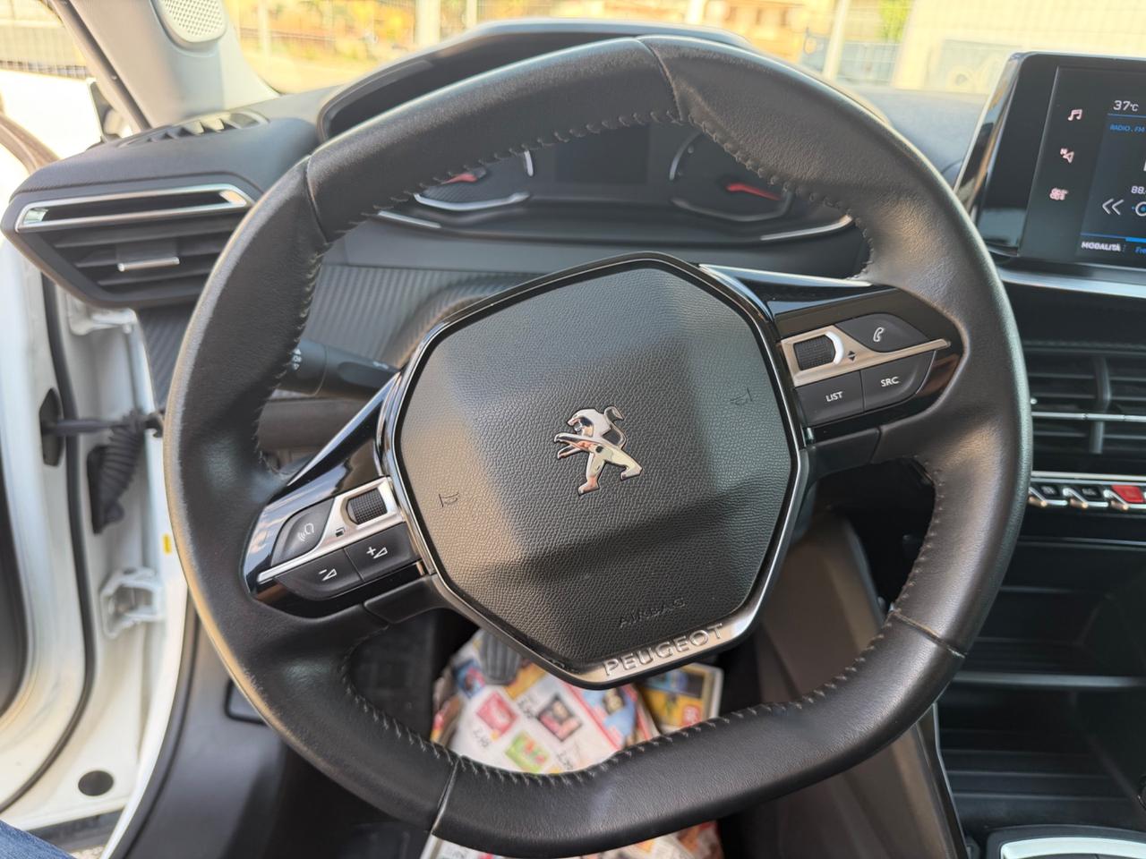 Peugeot 2008 BlueHDi 130 S&S EAT8 Allure