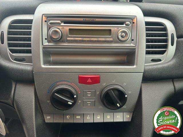 LANCIA Ypsilon 1.3 MJT 75 CV Unyca