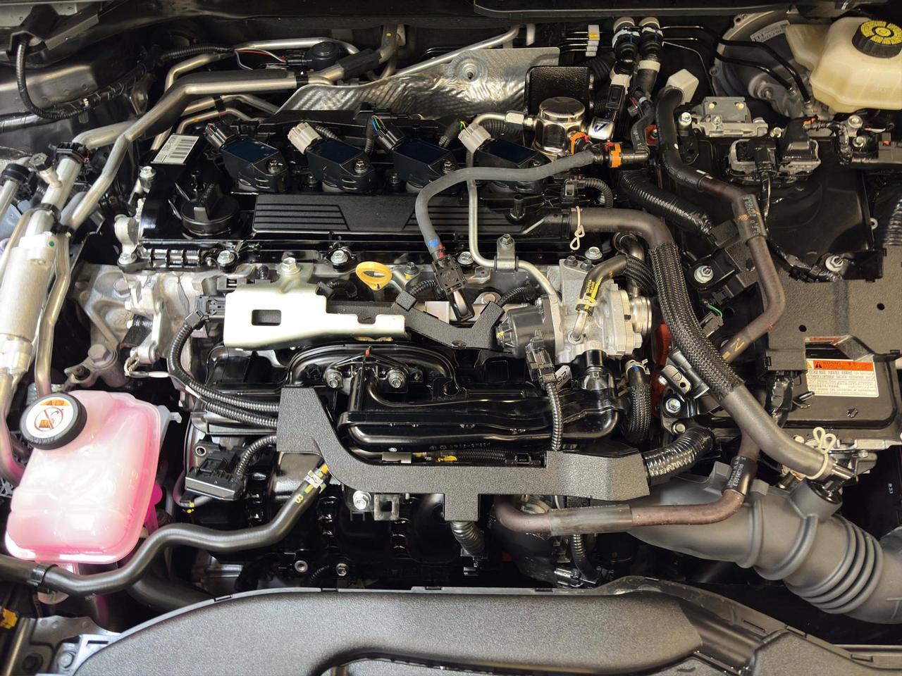 Toyota C-HR 2.0 phev Lounge fwd e-cvt