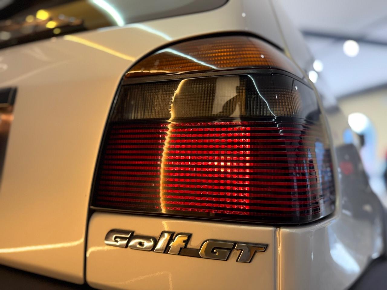 Volkswagen Golf 1.6 cat 5 porte GT Special GT