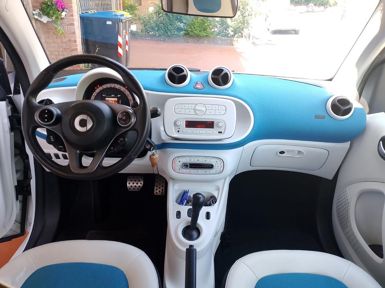 Smart ForTwo Proxy 1.0