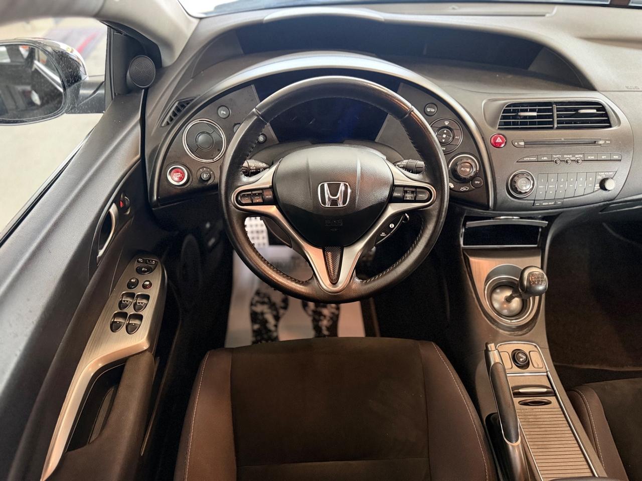 Honda Civic 011 1.4 i-VTEC 5p. Elegance NEOPATENTATI