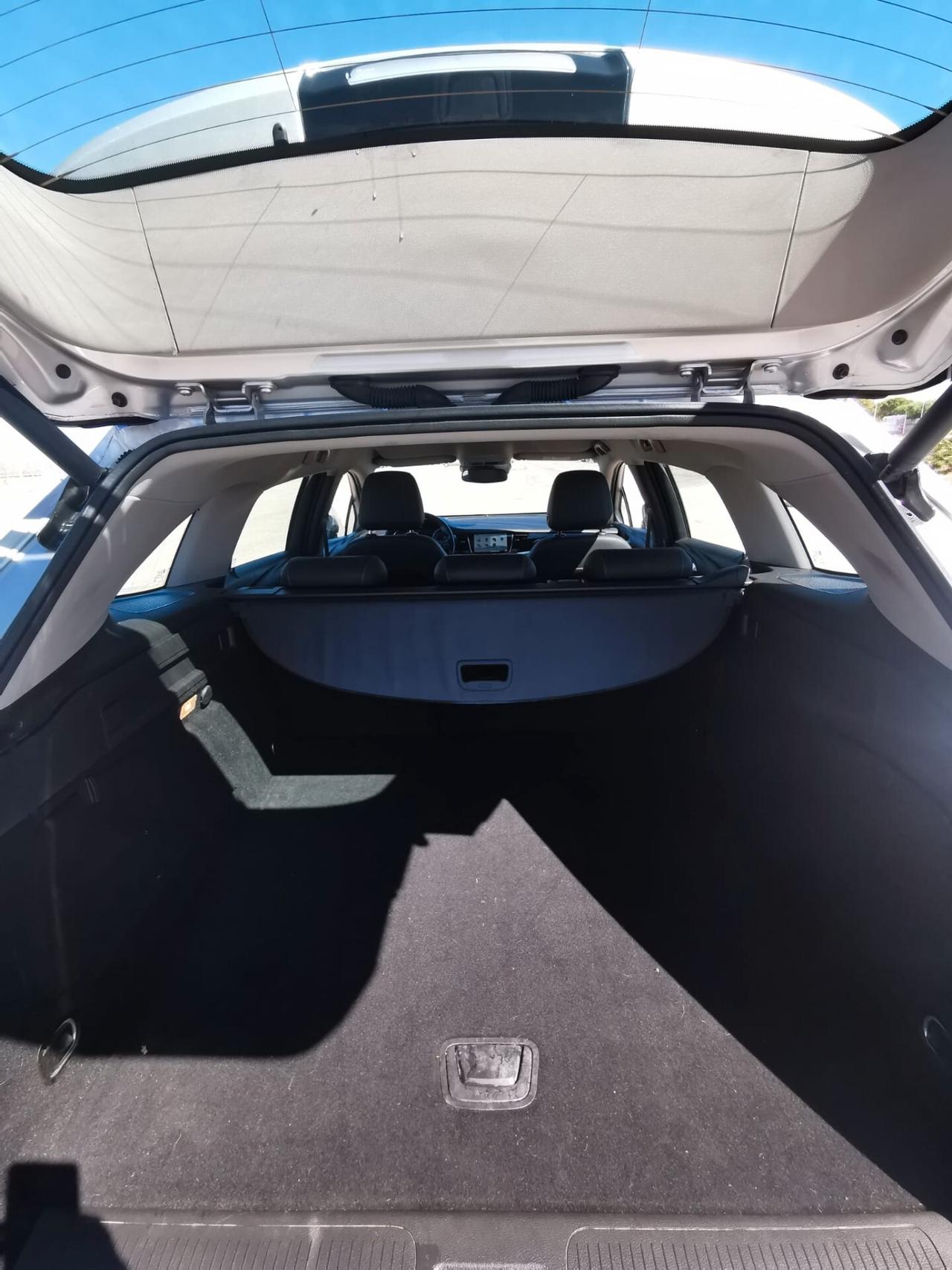 Opel Astra 1.6 CDTI 136CV Sports Tourer Cosmo