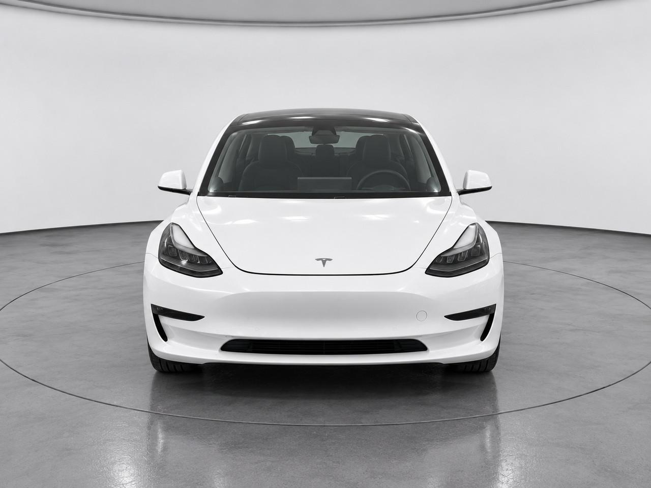 TESLA Model 3 - Model 3 Long Range rwd