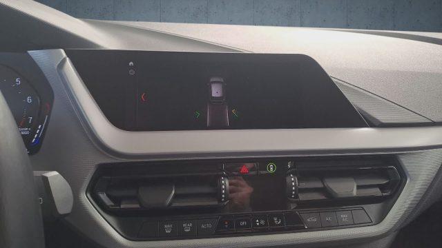BMW 116 i 5p. Advantage Aut.