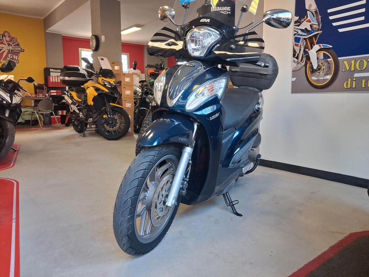 Kymco People 125i ABS