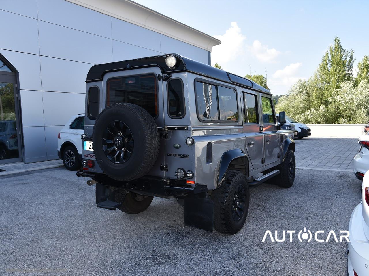 LAND ROVER Defender 110 2.2 TD4 Station Wagon