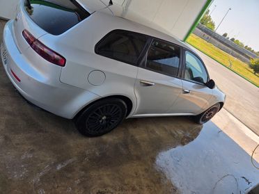 Alfa Romeo 159 1.9 JTDm Sportwagon Distinctive 2008