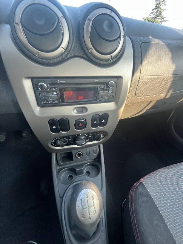 DACIA Duster 1.6 110CV 4x2 GPL Lauréate