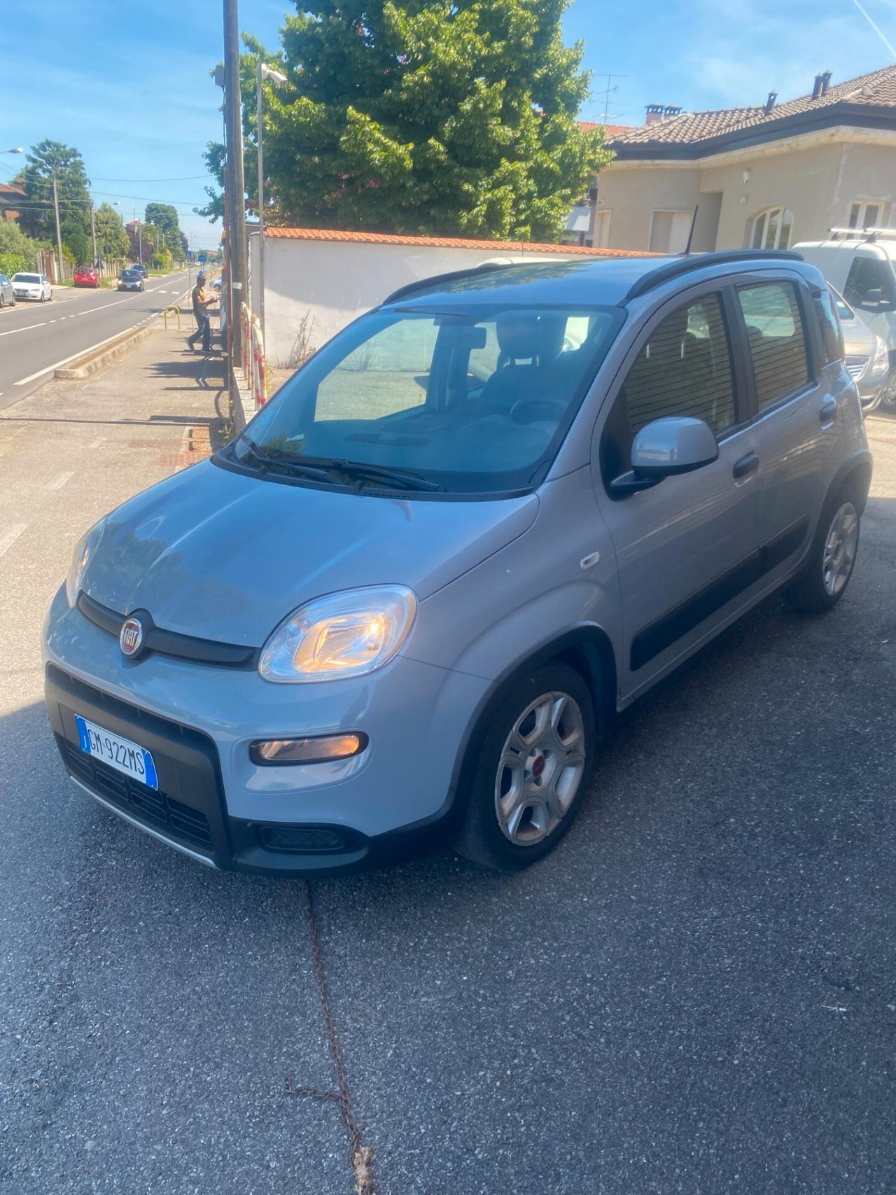 Fiat Panda 1.0 FireFly S&S Hybrid Red