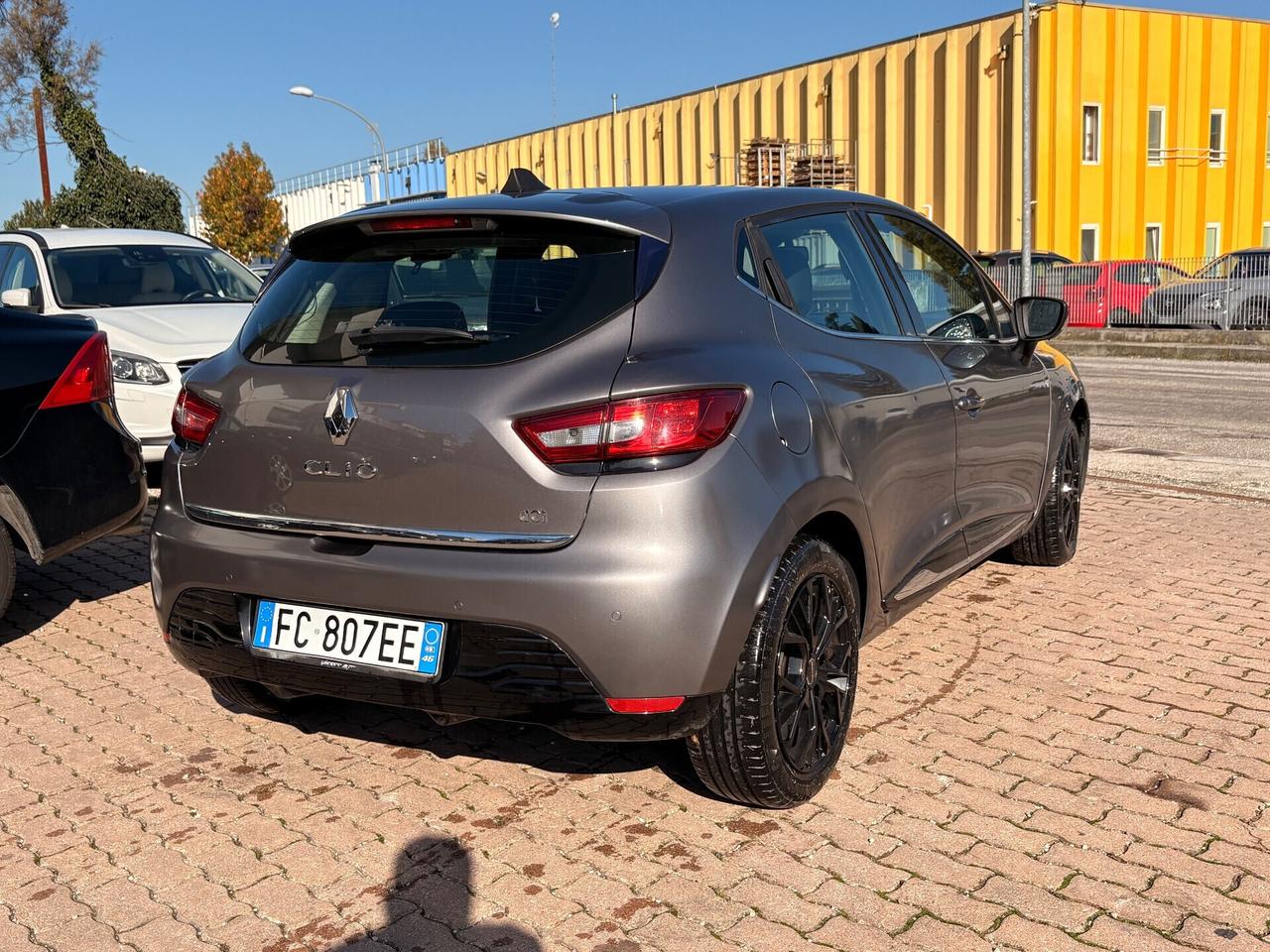 Renault Clio dCi 8V 75 CV Start&Stop 5 porte Energy Duel