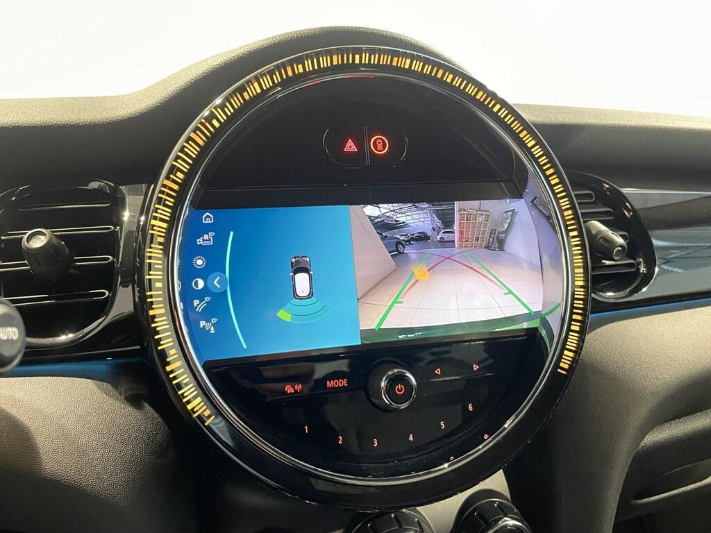 Mini Cooper 1.5 136CV Autom. Cooper Essential Prem. Mid Package