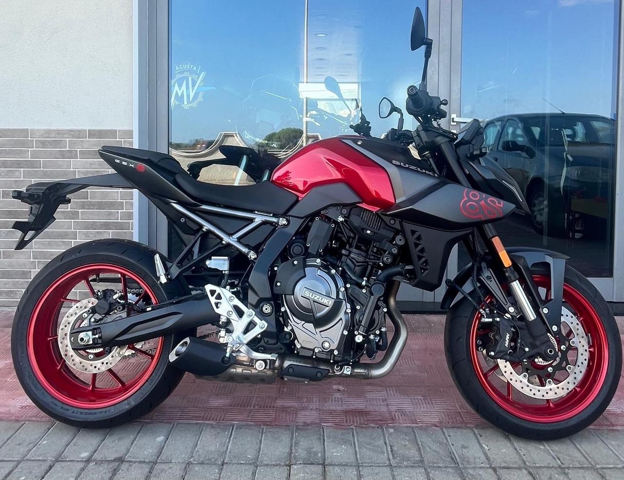 Suzuki GSX-8S