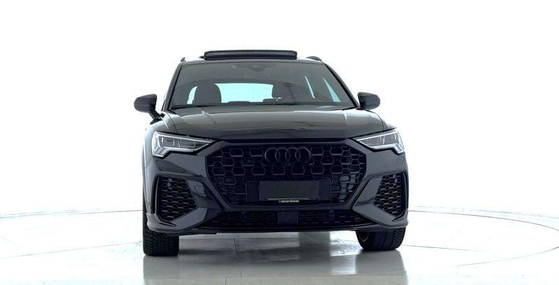 Audi Q3 RS Q3 quattro S tronic