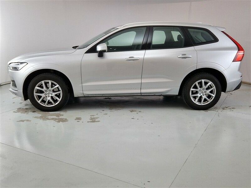 VOLVO XC 60 B4 D AWD Geartronic Momentum