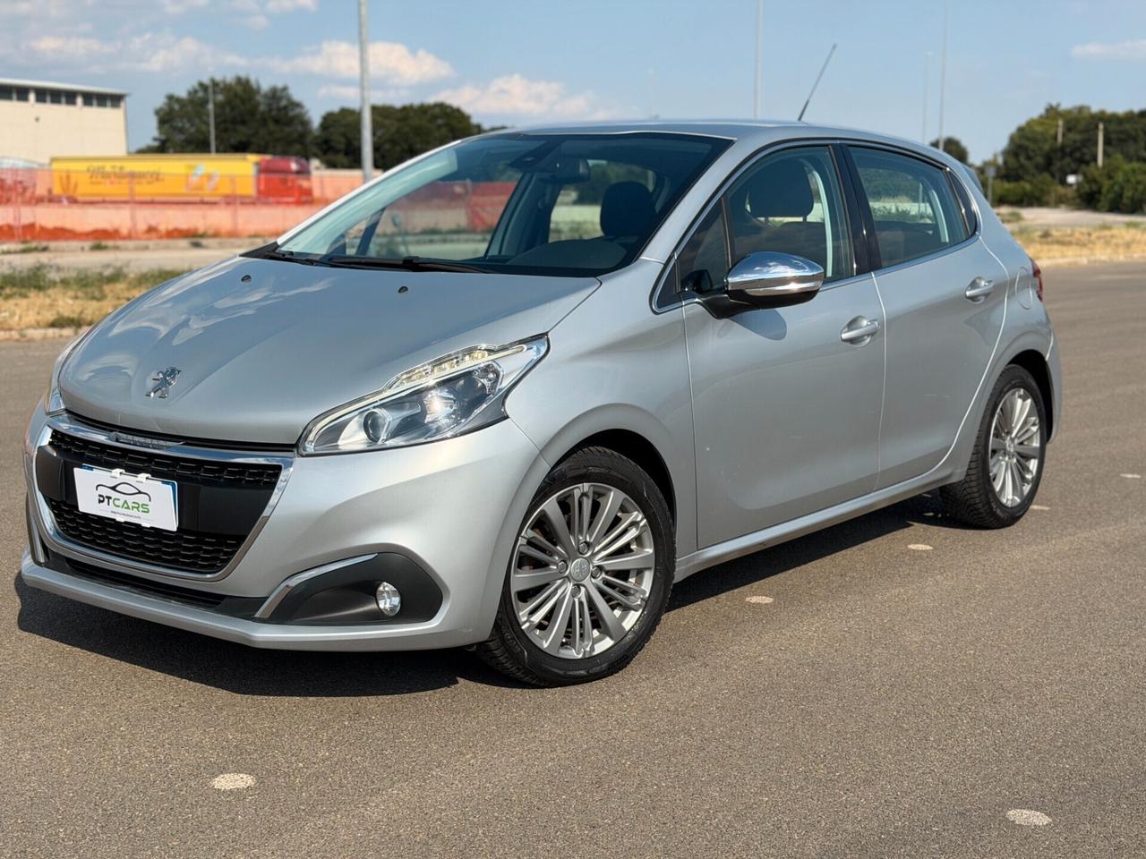 Peugeot 208 1.6 BlueHDi 100cv 5 porte Allure