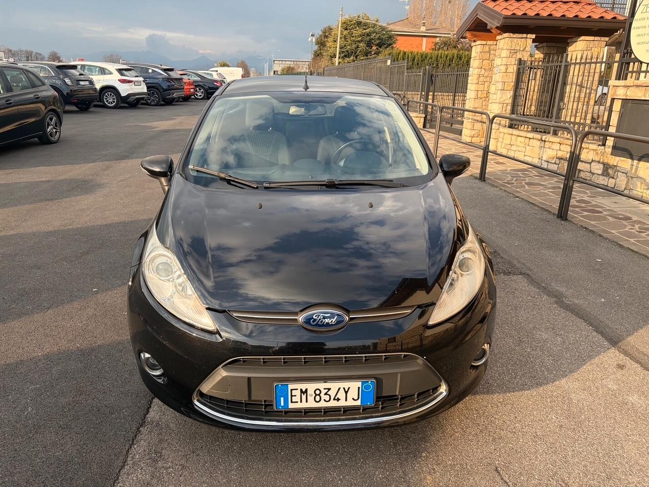 Ford Fiesta Ikon 1.4 TDCi 70CV 5 porte