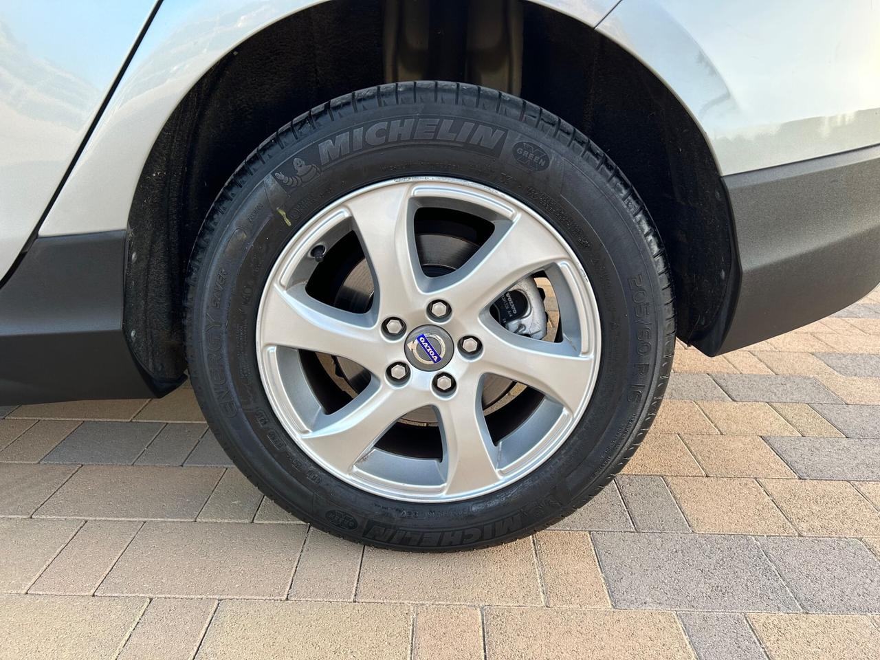 Volvo V40 Cross Country D2 1.6 Momentum