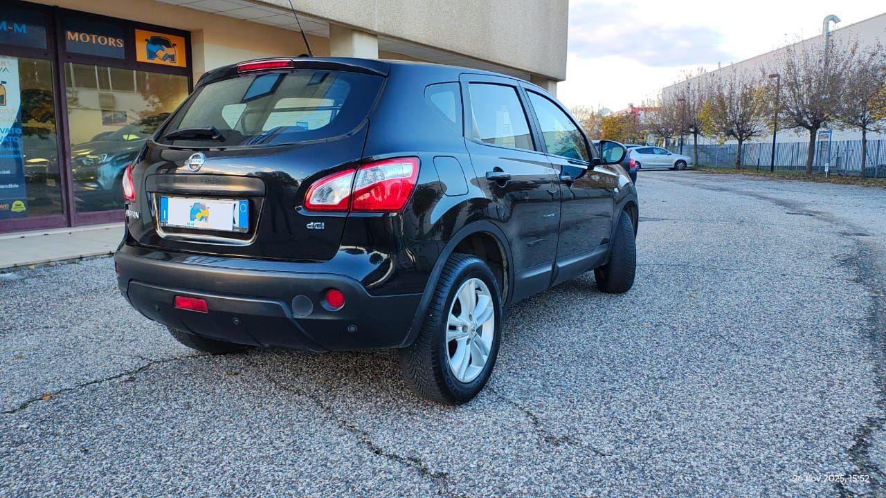 NISSAN Qashqai 2.0 dCi DPF n-tec