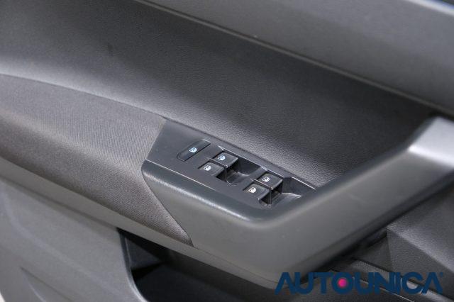 VOLKSWAGEN Taigo 1.0 TSI 110 CV DSG R-LINE FULL LED TETTO PANORAMA