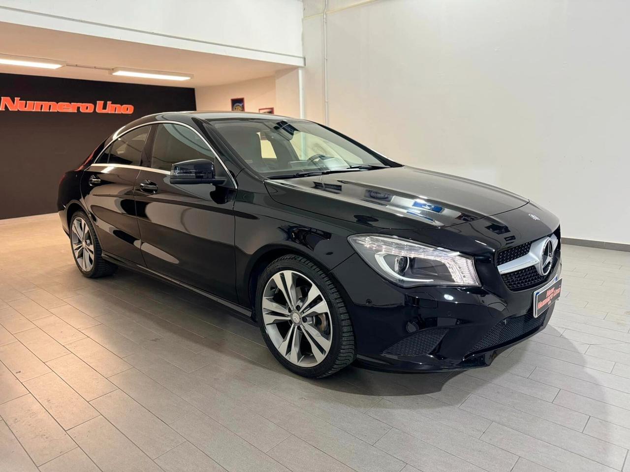 Mercedes-benz CLA 200 Mercedes CLA 200 CDI Sport 136cv 2013