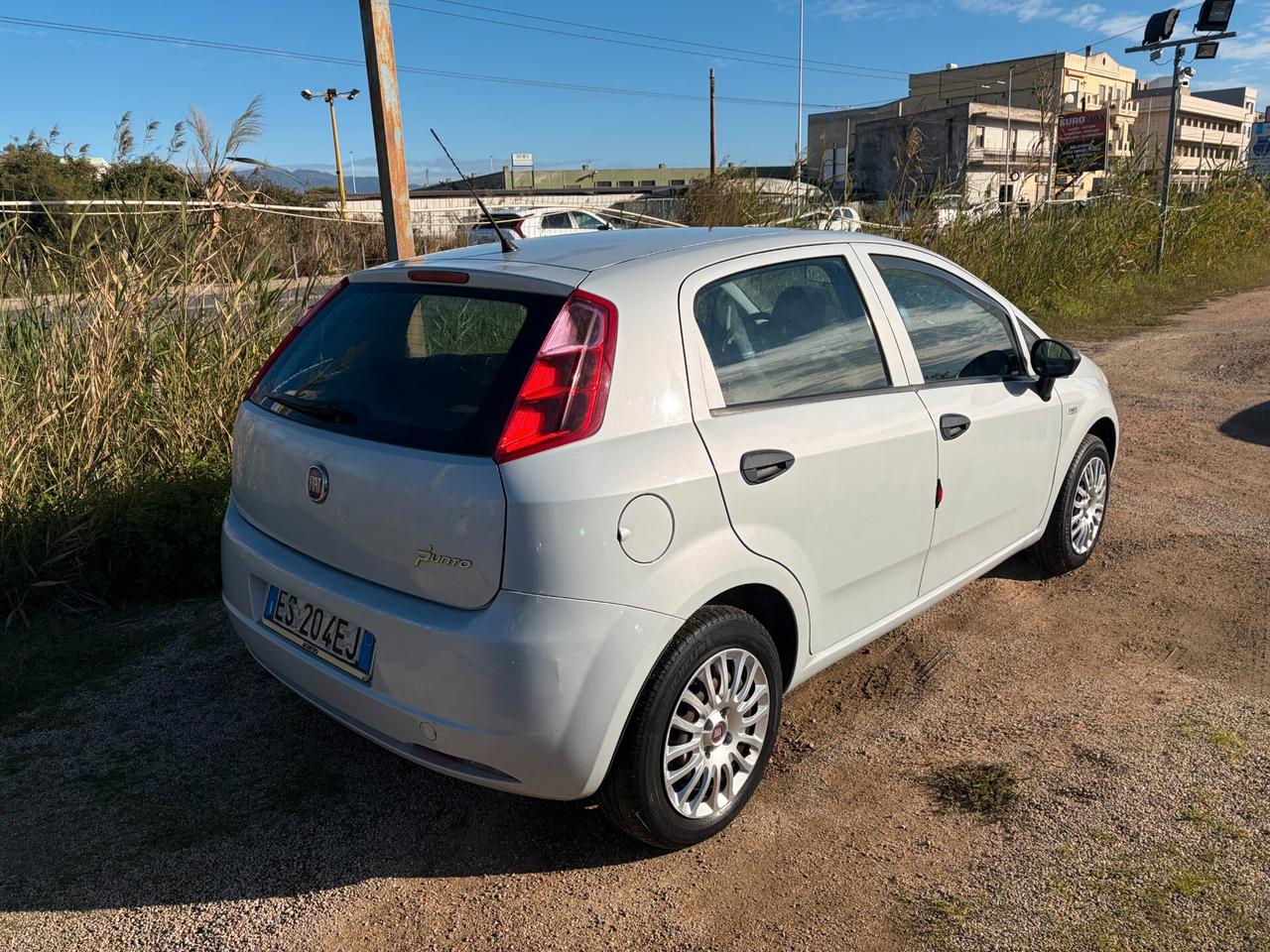 FIAT GRANDE PUNTO 1.2 69CV 66.000 KM ANNO 2013