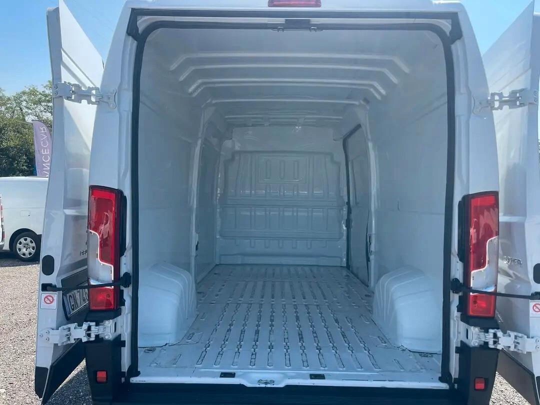 Peugeot Boxer 2.2 BlueHDi 140CV L3H2