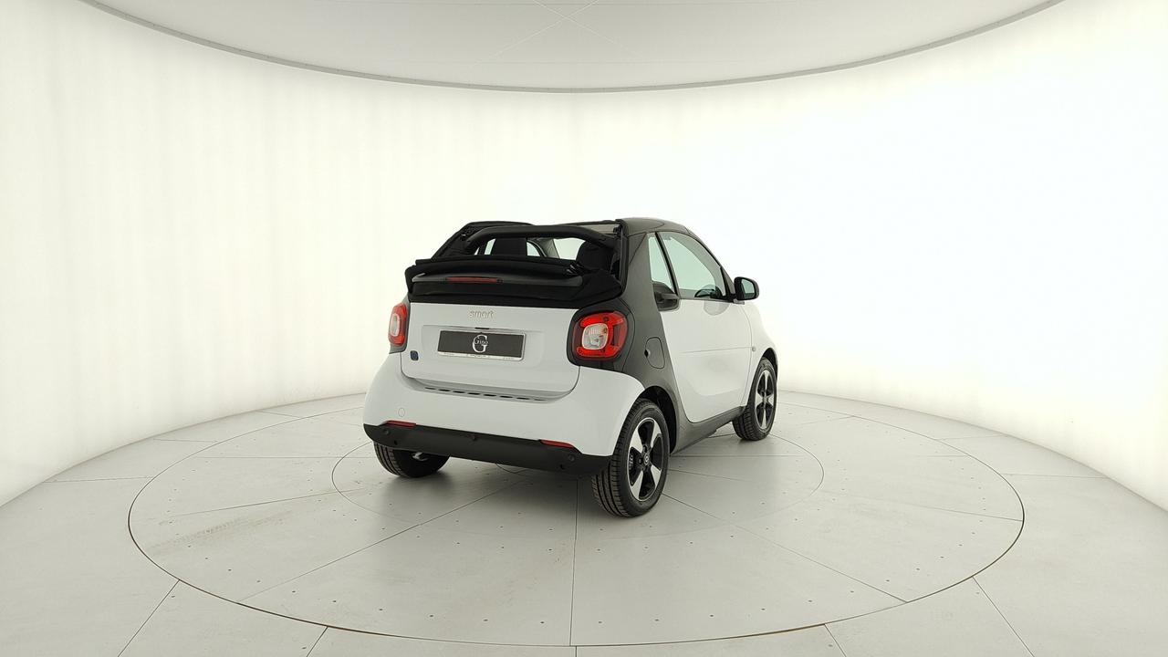 SMART Fortwo Cabrio eq Passion 4,6kW