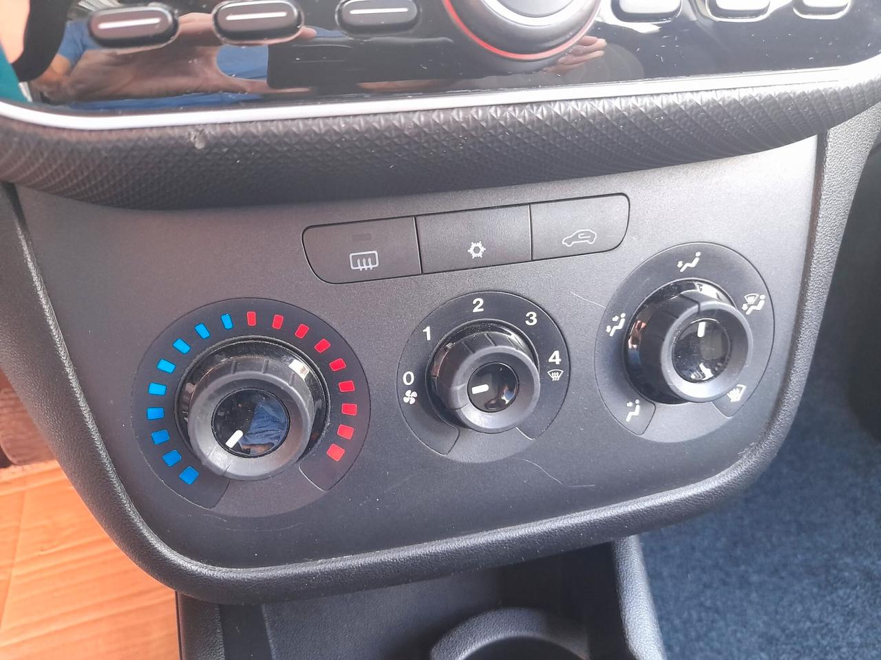 FIAT PUNTO 1.4 NATURAL POWER