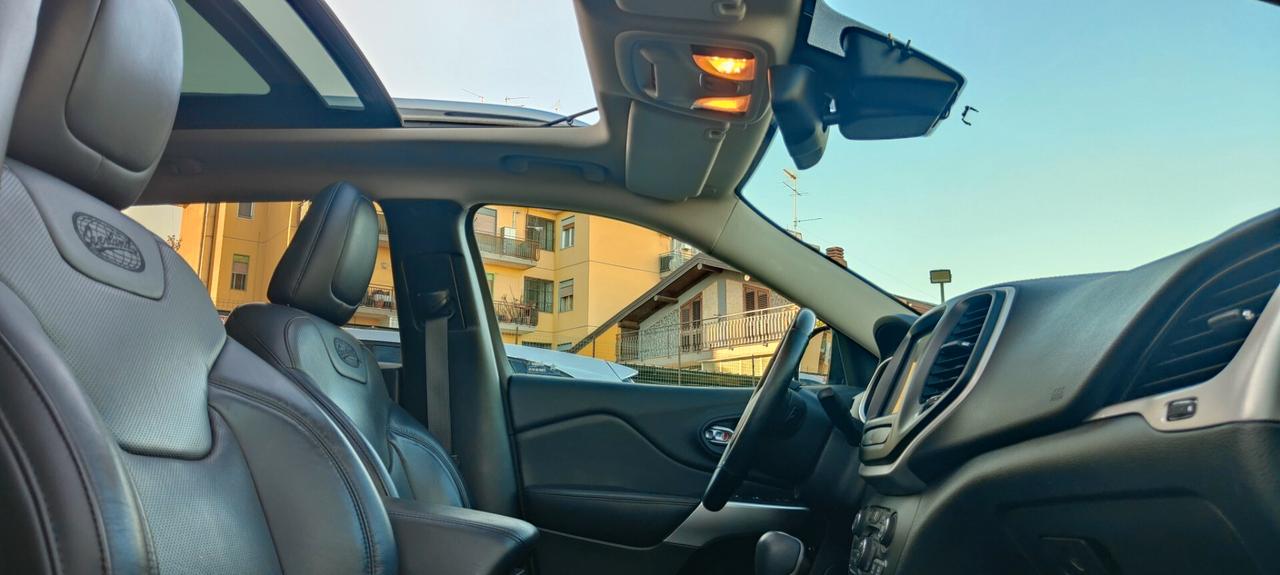 Jeep Cherokee 2.2 Mjt II 4WD Overland da vetrinaaa