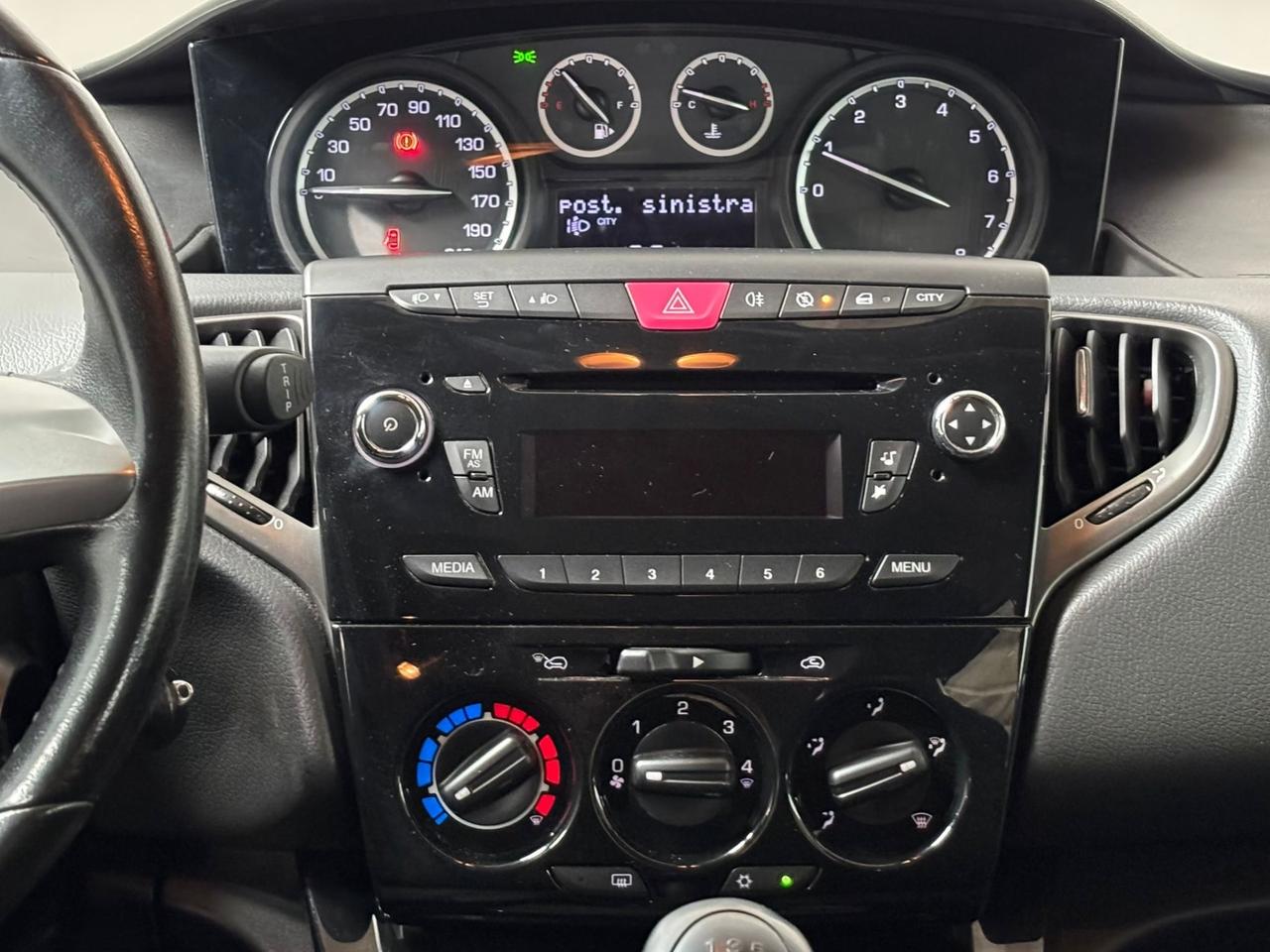 Lancia Ypsilon 1.2 69 CV Platinum